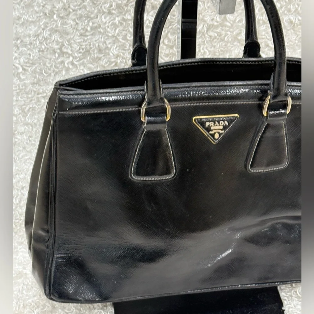 Prada Black Saffiano Patent Leather Parabole Tote - Picture 2 of 16